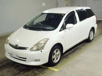 Toyota WISH  с аукциона в Японии
