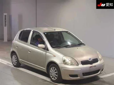 Toyota VITZ  с аукциона в Японии