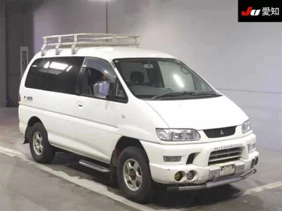 Mitsubishi DELICA