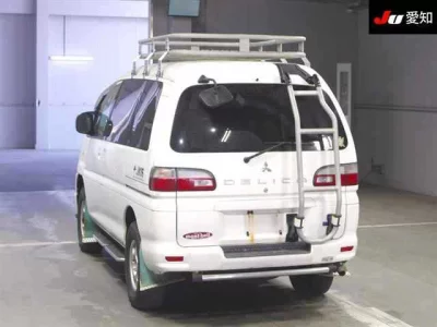 Mitsubishi DELICA