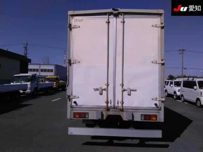 Mitsubishi Fuso Canter