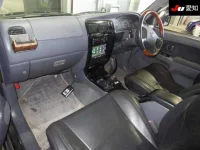 Toyota HILUX SURF лот № 30703 оценка R  с аукциона в Японии 2