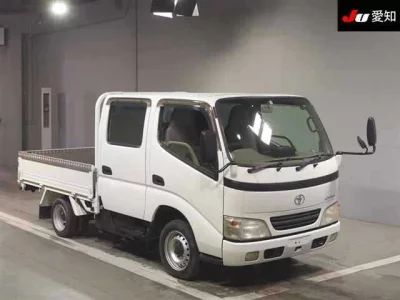 Toyota DYNA  с аукциона в Японии