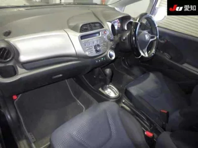 Honda FIT  с аукциона в Японии