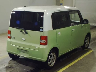 Toyota PIXIS SPACE