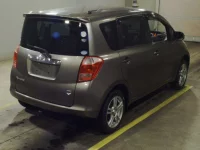 Toyota RACTIS лот № 7330 оценка 3  с аукциона в Японии 1