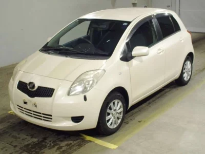 Toyota VITZ  с аукциона в Японии