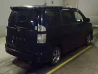 Toyota VOXY лот № 7260 оценка 3  с аукциона в Японии 1