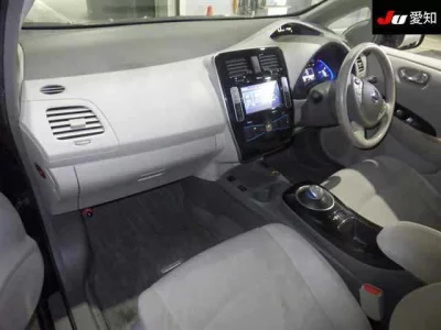Nissan LEAF  с аукциона в Японии