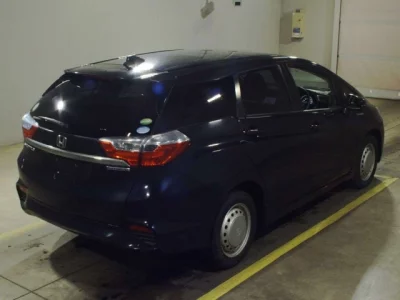 Honda SHUTTLE  с аукциона в Японии