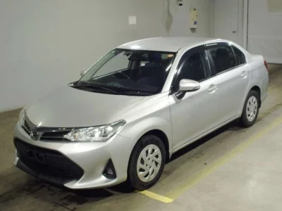 Toyota COROLLA AXIO  с аукциона в Японии