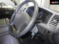 Toyota HIACE VAN лот № 7111 оценка 3.5  с аукциона в Японии 4