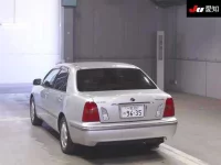 Toyota PROGRES лот № 1047 оценка 3  с аукциона в Японии 1