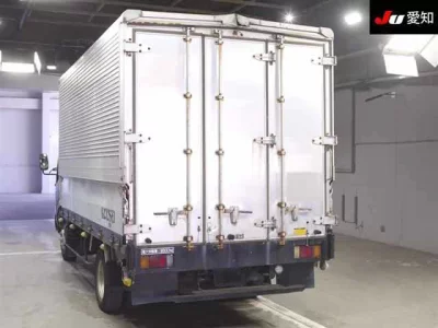 Toyota DYNA  с аукциона в Японии