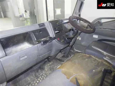 Mitsubishi FUSO TRUCK  с аукциона в Японии