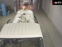 Hino DUTRO лот № 8103 оценка 3  с аукциона в Японии 8