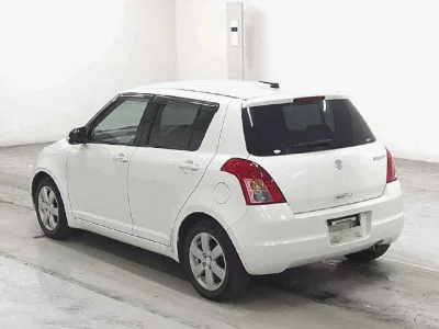 Suzuki SWIFT  с аукциона в Японии