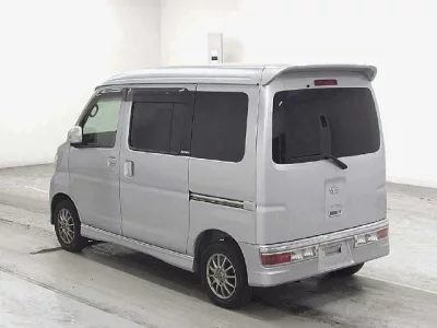 Daihatsu Atrai Wagon  с аукциона в Японии