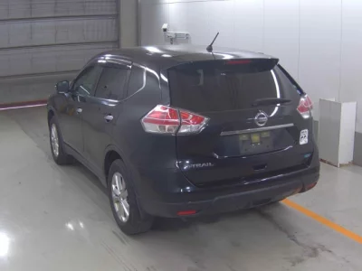 Nissan X-TRAIL  с аукциона в Японии