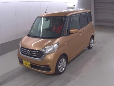 Nissan Dayz Roox