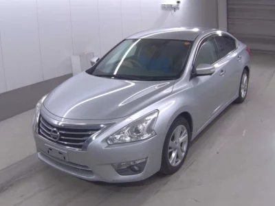 Nissan TEANA