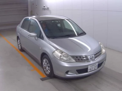 Nissan TIIDA LATIO