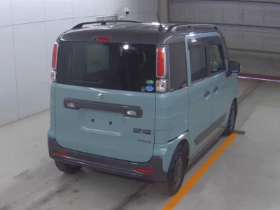 Suzuki Spacia Gear