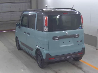 Suzuki Spacia Gear