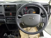 Nissan CLIPPER TRUCK лот № 8017 оценка R  с аукциона в Японии 4