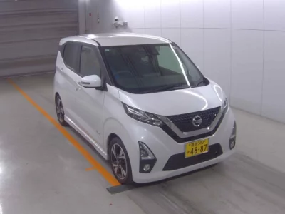 Nissan DAYZ  с аукциона в Японии