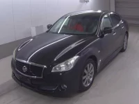 Nissan FUGA лот № 4075 оценка 3.5  с аукциона в Японии 2