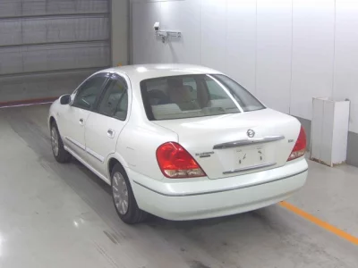 Nissan SYLPHY  с аукциона в Японии