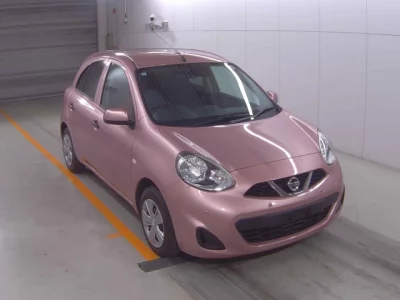 Nissan MARCH