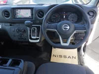 Nissan CARAVAN VAN лот № 1041 оценка 4  с аукциона в Японии 4