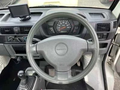 Nissan CLIPPER TRUCK