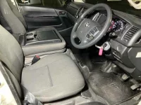 Toyota HIACE VAN лот № 30084 оценка 3.5  с аукциона в Японии 6