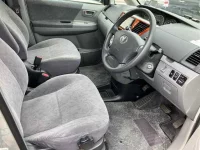Toyota NOAH лот № 90173 оценка 3.5  с аукциона в Японии 6