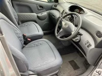 Toyota FUNCARGO лот № 90134 оценка 3.5  с аукциона в Японии 6