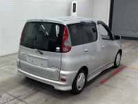 Toyota FUNCARGO лот № 90134 оценка 3.5  с аукциона в Японии 4