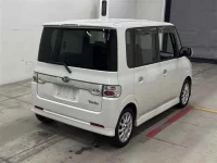 Daihatsu TANTO лот № 90167 оценка 3.5  с аукциона в Японии 4