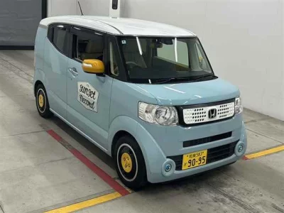 Honda N-Box Slash