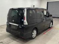 Nissan SERENA лот № 30133 оценка 4  с аукциона в Японии 4