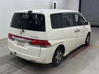 Honda STEP WAGON лот № 90231 оценка 3.5  с аукциона в Японии 4