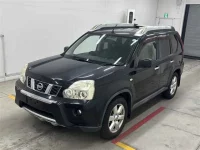 Nissan X-TRAIL лот № 30174 оценка 4  с аукциона в Японии 3