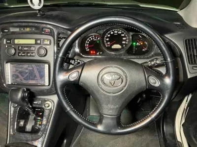 Toyota KLUGER