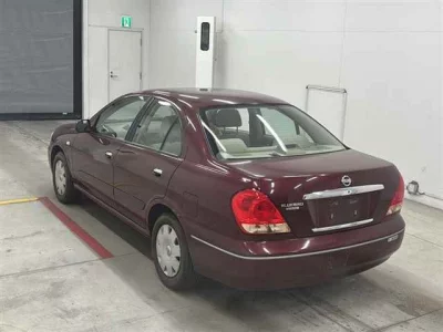 Nissan SYLPHY  с аукциона в Японии