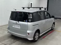 Toyota SIENTA лот № 30223 оценка 4  с аукциона в Японии 4