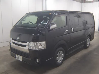 Toyota HiAce Van