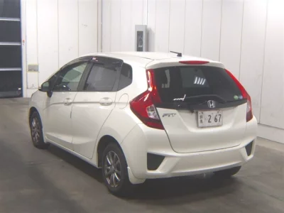 Honda FIT  с аукциона в Японии
