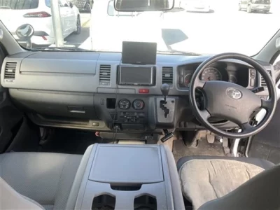Toyota HIACE VAN  с аукциона в Японии